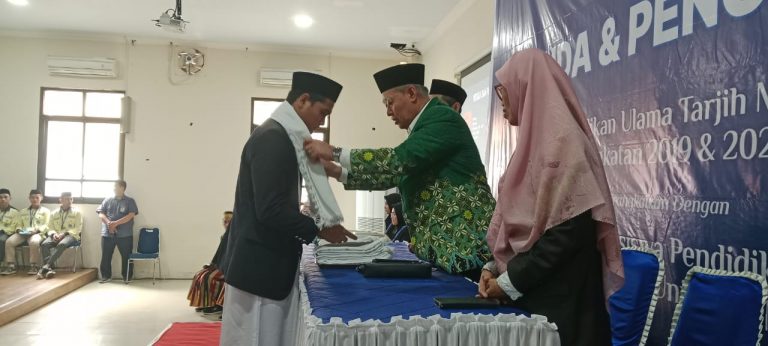 Pendidikan Ulama Tarjih Muhammadiyah PUTM Unismuh Makassar Gelar Wisuda Tahfidz